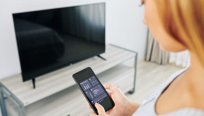 Como controlar a TV pelo celular
